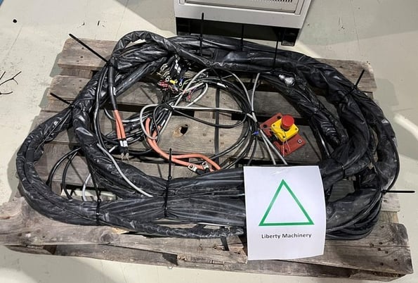 8 KIP LDS Bruel & Kjaer #V875-440T, 40kVa Amp, w/Thermotron Temp & Humidity Chamber, 2000 - Image 6