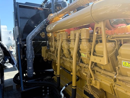 2500 KW Caterpillar #3516C-HD, diesel generator, - Image 6