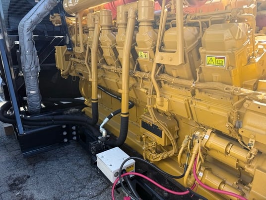 2500 KW Caterpillar #3516C-HD, diesel generator, - Image 7