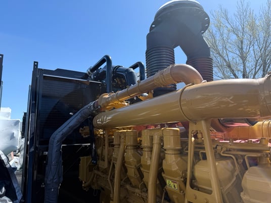 2500 KW Caterpillar #3516C-HD, diesel generator, - Image 8