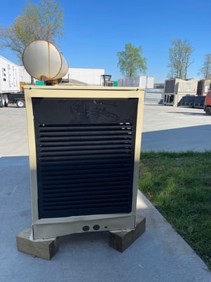 100 KW Kohler #100RZ72, standby natural gas generator, 3 phase, 1800 hours - Image 7