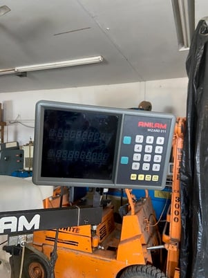 Acra #AM-2S, vertical mill, step pully, 9" x42"table, Anilam control - Image 2