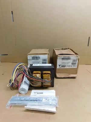 Venture Lighting, V90D7413K, Transformer Core & Coil Ballasts, 2 Qty., 320 Watts, 120/208/240/277 V, New - Image 1