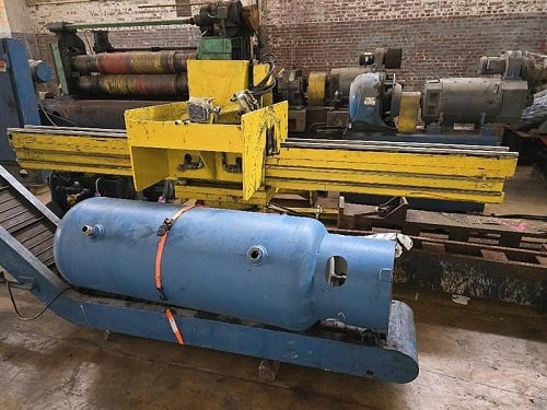 30000 lb. Turnstile (2-arm), 63" width, 5" C-hook opening, hydruaic rotation - Image 1