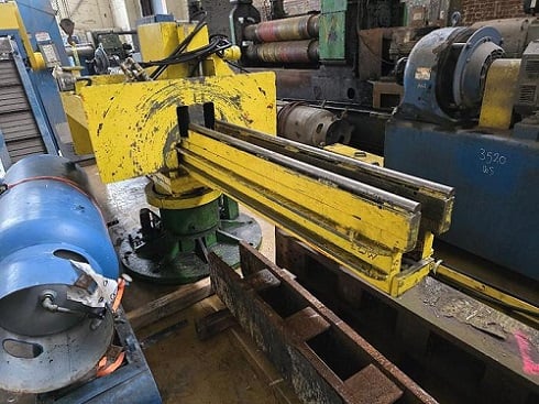 30000 lb. Turnstile (2-arm), 63" width, 5" C-hook opening, hydruaic rotation - Image 2