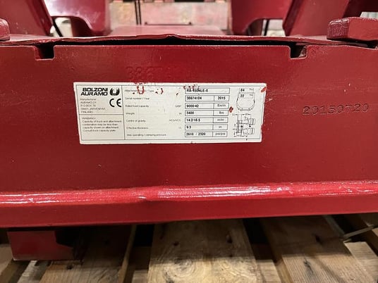 Bolzoni Auramo #RA-450NLE-X, class IV, 84" paper roll clamp, 2015 - Image 2