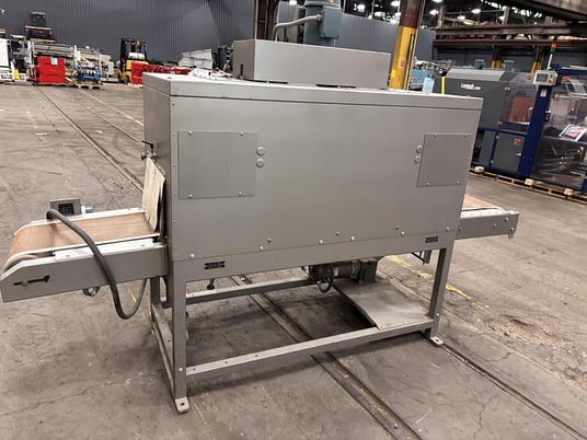 Doboy #SK200, double chamber shrink tunn, 2 digital temperature controls, Teflon mesh belt - Image 1