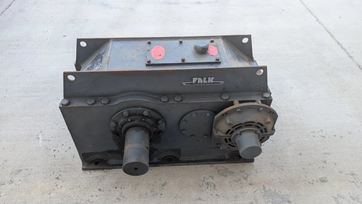 86 HP @ 900 RPM, Falk #365A2-AB, Enclosed Gear Drive Gearbox, Parallel Shaft, 116 Output RPM, 7.74:1 Ratio - Image 3