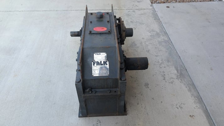 86 HP @ 900 RPM, Falk #365A2-AB, Enclosed Gear Drive Gearbox, Parallel Shaft, 116 Output RPM, 7.74:1 Ratio - Image 4