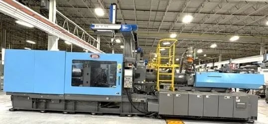 618 Ton, 105 oz., Nisssei #FV9000, horizontal plastic injection molder, 38.2" x 38.2" tie bar spacing, 71.3" - Image 1