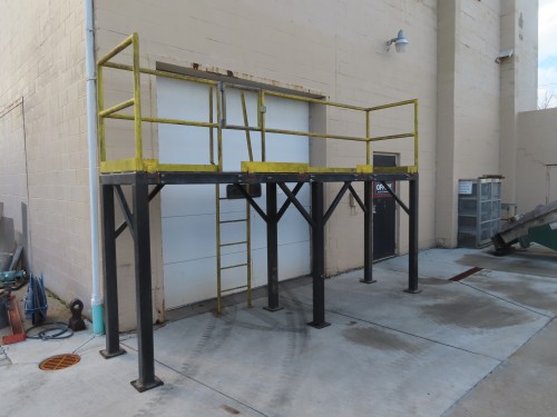 Catwalk platform, 36" W x 13' 9"L, 42" H safety railing on 3 sides, includes ladder & safey swing gate - Image 1