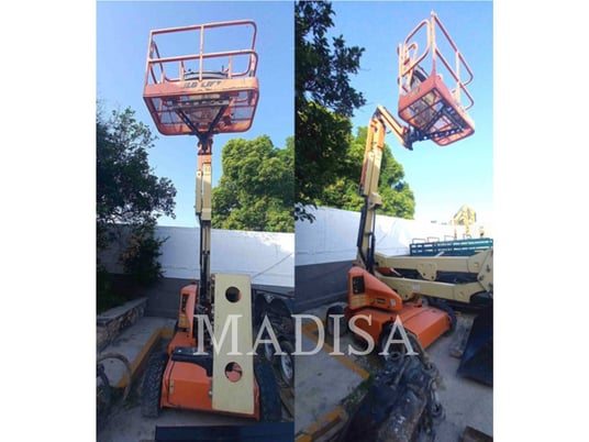 Jlg Industries, Inc. E450AJ, Articulated Boom Lift, 472 hours, S/N: 300246182, 2018 - Image 1