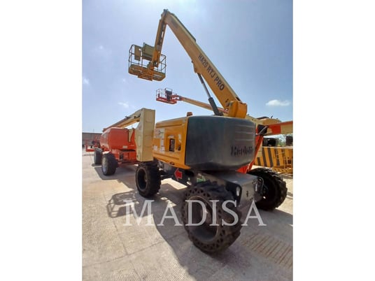 Haulotte HA20RTJPRO, Articulated Boom Lift, 2083 hours, S/N: 2112144, 2022 - Image 2