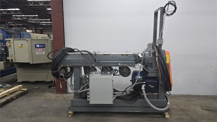 3" Hartig Extruder, 4 barrel zones, 24:1 L/D ratio, 75 HP, 3.25" L x 3" width feed throat, 2019 - Image 2