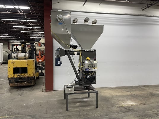 AEC #BD-2500R-4, 3 component gravimetric blender, 2500 lb/hr, pneumatic slide gates - Image 3