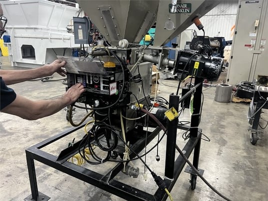 Maguire #WSB-220, 2 component gravimetric blender, screw feeder, stand on casters - Image 2
