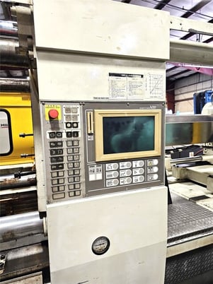 390 Ton, 41 oz., Toshiba #ISG-390, horizontal injection molder, 28.7" x 28.7" tie bar spacing, 49.2" - Image 4