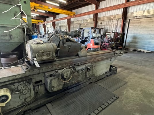 18" x 72" Landis #4R or 3R, heavy duty large capacity cylindrical grinder - Image 2