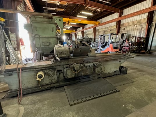 18" x 72" Landis #4R or 3R, heavy duty large capacity cylindrical grinder - Image 3