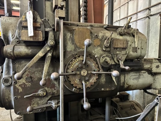 4" Giddings & Lewis, horizontal boring mill, digital read out, approx 60" x 40" table - Image 2