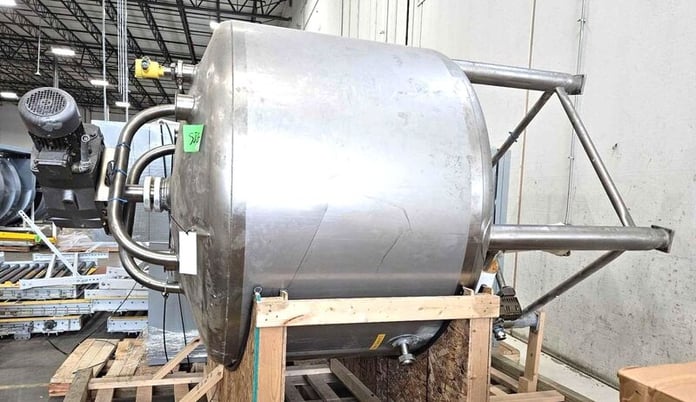 500 gallon Feldmeier, jacketed sanitary 316L Stainless Steel mix/tank, sweep/scrape agitation - Image 1