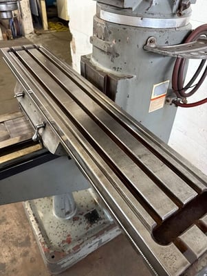 Wilton, bridgeport type vertical mill, 9" x49" tbl. - Image 3