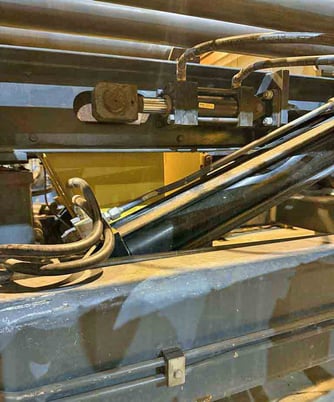 20000 lb. x 72 outside dimension Avon, Pick & Place Downlayer, 16" to 20" ID, 24" width, 78" roll face, 2003 - Image 6