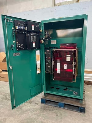 260 Amp. Cummins 306-4167-30, automatic transfer switch, 480 Volts, 1994 - Image 2