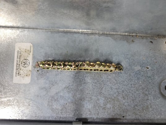 400 Amp. General Electric, AEF3424DBX AXB7 A Series II, Panelboard, 480Y/277 Volts AC - Image 8