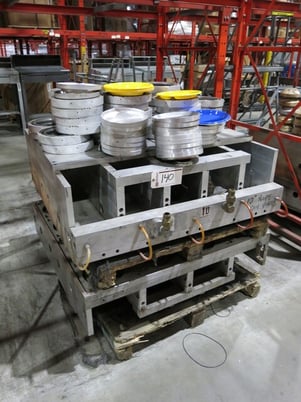 Thermoforming Mold, 16 Cavity, 3-Section Divided Plate Inserts, Rope Design Edge - Image 1