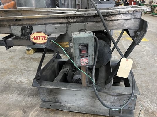 Witte, Table Classifier, Single Deck/Two Separation, 32" Feed height, 3/16" Screen, 1 HP, 208-230/480 V - Image 1