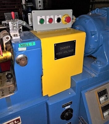 3" x 7" Farrel, high temperature lab mill - Image 3