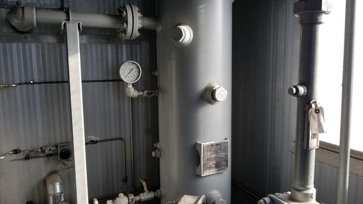 16" Sweet Vertical Separator, 3-phase, 720 psi, 2004 - Image 9