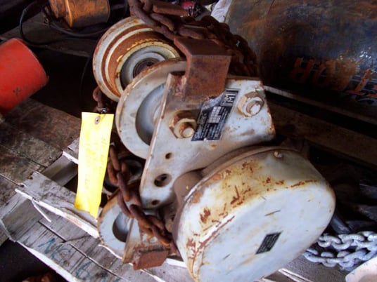 1 Ton, Shaw-Box, manual, serial #AP3085, Cat. #905053 - Image 3