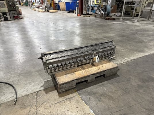 Welex/Production Components #Ultraflex-R100, Sheet Die, 54" wide, Restrictor Bar - Image 3