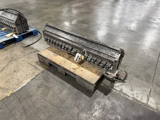 Welex/Production Components #Ultraflex-R100, Sheet Die, 54" wide, Restrictor Bar - Image 5