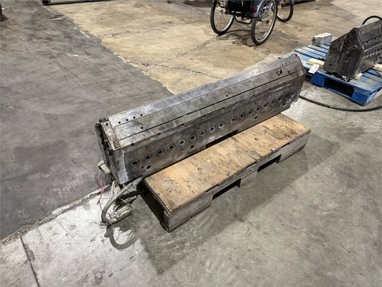 Welex/Production Components #Ultraflex-R100, Sheet Die, 54" wide, Restrictor Bar - Image 6