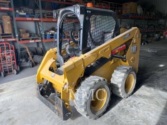 Cat 236D, Skid Steer Loader, 3935 hours, S/N: KXL01311, 2021 - Image 1