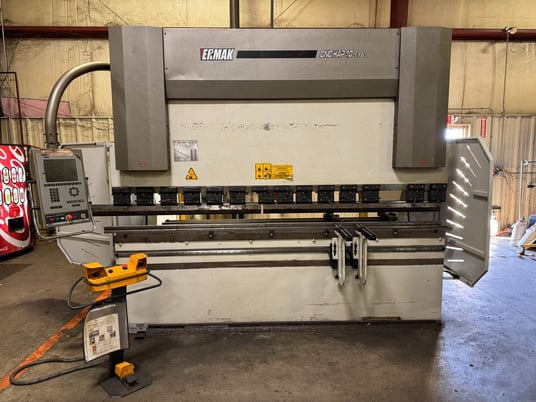 176 Ton, Ermak #CNCHAP, CNC press brake, 10' overall, 122" between housing, 7" stroke, 15.8" throat, 16.3" - Image 1