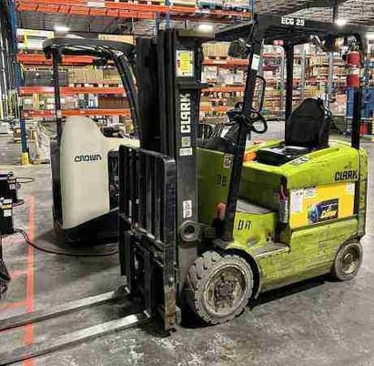Clark #ECG358-0044-6843FB, forklift - Image 1
