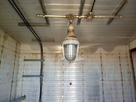 10' x 8' x 8' Building - Image 3