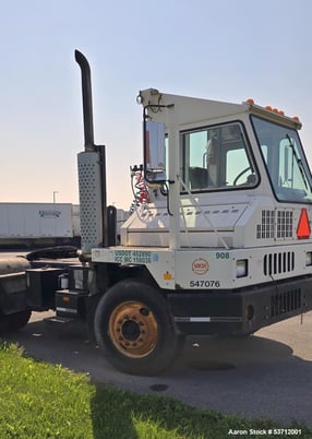 Kalmar Ottawa #30, Terminal Tractor, 10,328 hours, 2005 - Image 5