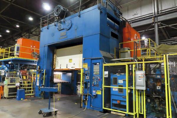McKay #SE4-500-136-84, Blanking Line, 500 ton, 12" stroke, 75" Shut Height, 20" adj, 15-60 SPM, 136" x84" bed - Image 1