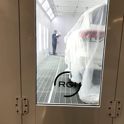 Stealth Pro automotive spray booth - Image 3