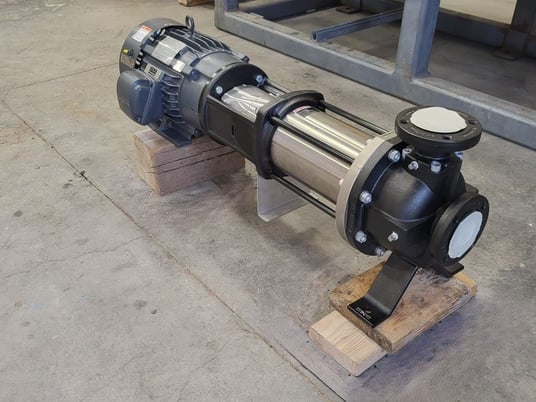 52 GPM @ 358' TDH, Grundfos #CR10-10H-G22-A-V-HQQV, horizontal multi-stage centrifugal pump package, unused - Image 2