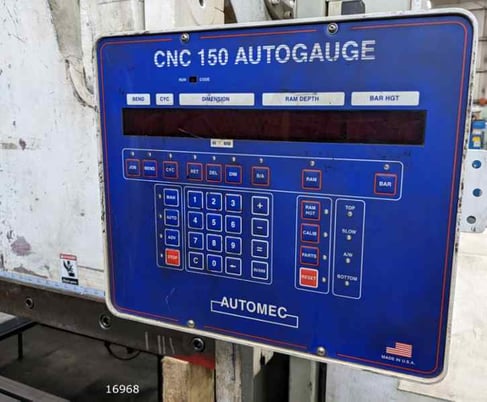 175 Ton, Accurpress #717512, hydraulic press brake, 12' overall, Automec CNC 150 back gauge, ETS ram Control - Image 4