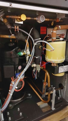 Liebert #CR020RA1A7A088, CRV Precision Cooling CRAC Unit, R410A, 1-Stage, 511/235 psig, 0.7 HP, 460 V, 2011 - Image 5