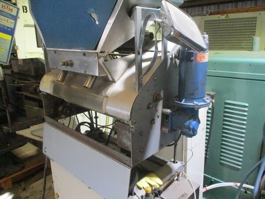 Merrill Pennwalt #30-16AH, Slat Counter with controls & bins, S/N 440, 230 V. - Image 9