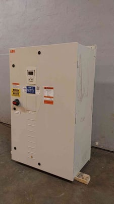 75 HP ABB, ACH550-PDR-097A-4+K466, Control VFD, 3 Phase, 96 Amps, 480 VAC - Image 2
