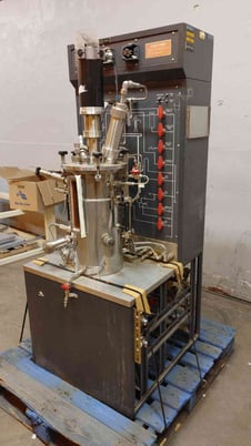 New Brunswick #15L.Micros, Scientific Lab Fermenter, 15 L capacity, 1 Phase, 12 Amps, 220 V - Image 3